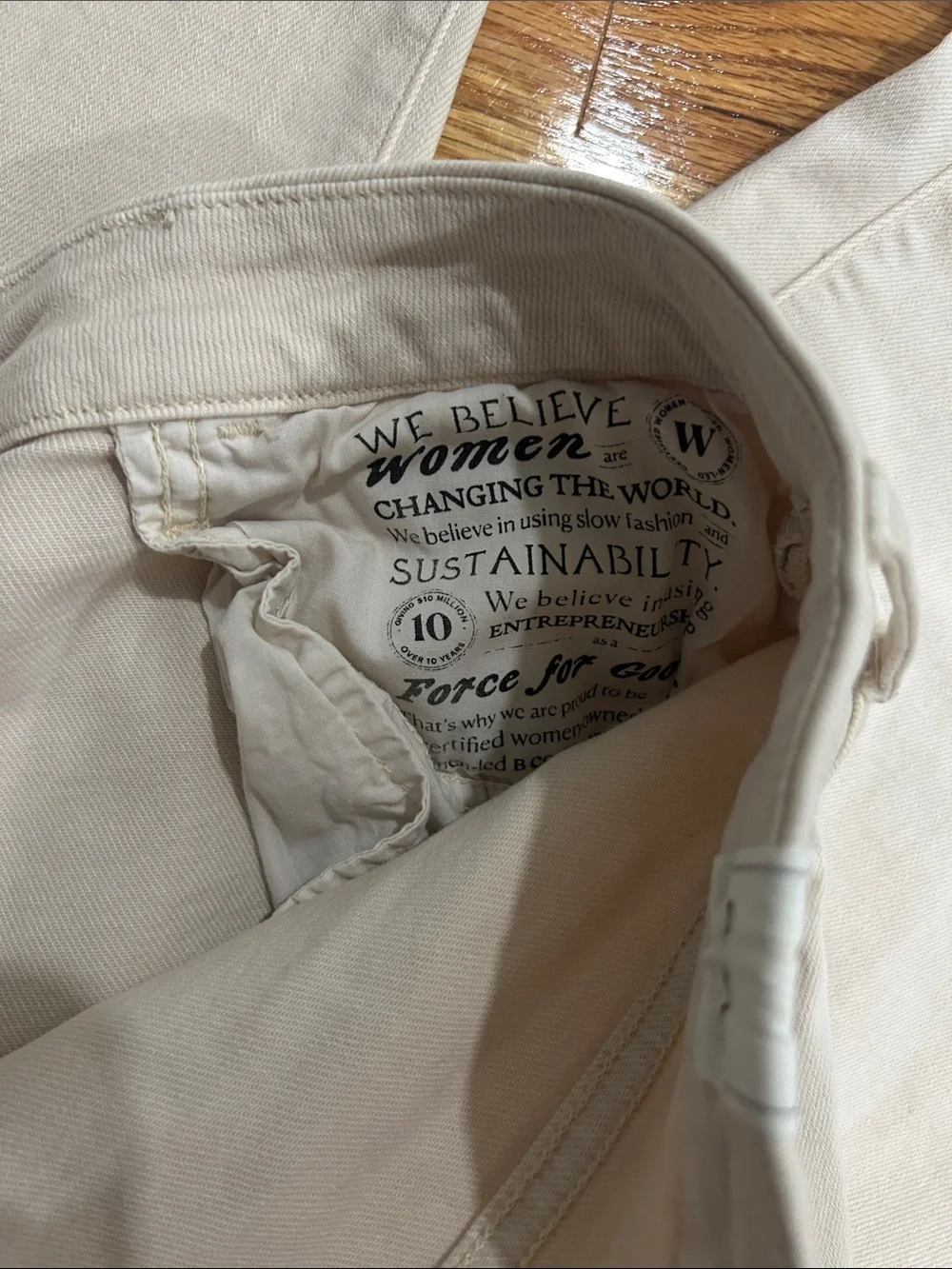 Frank & Eileen Cream Wide Leg Jeans with Frayed Hem - Picture 4 of 6